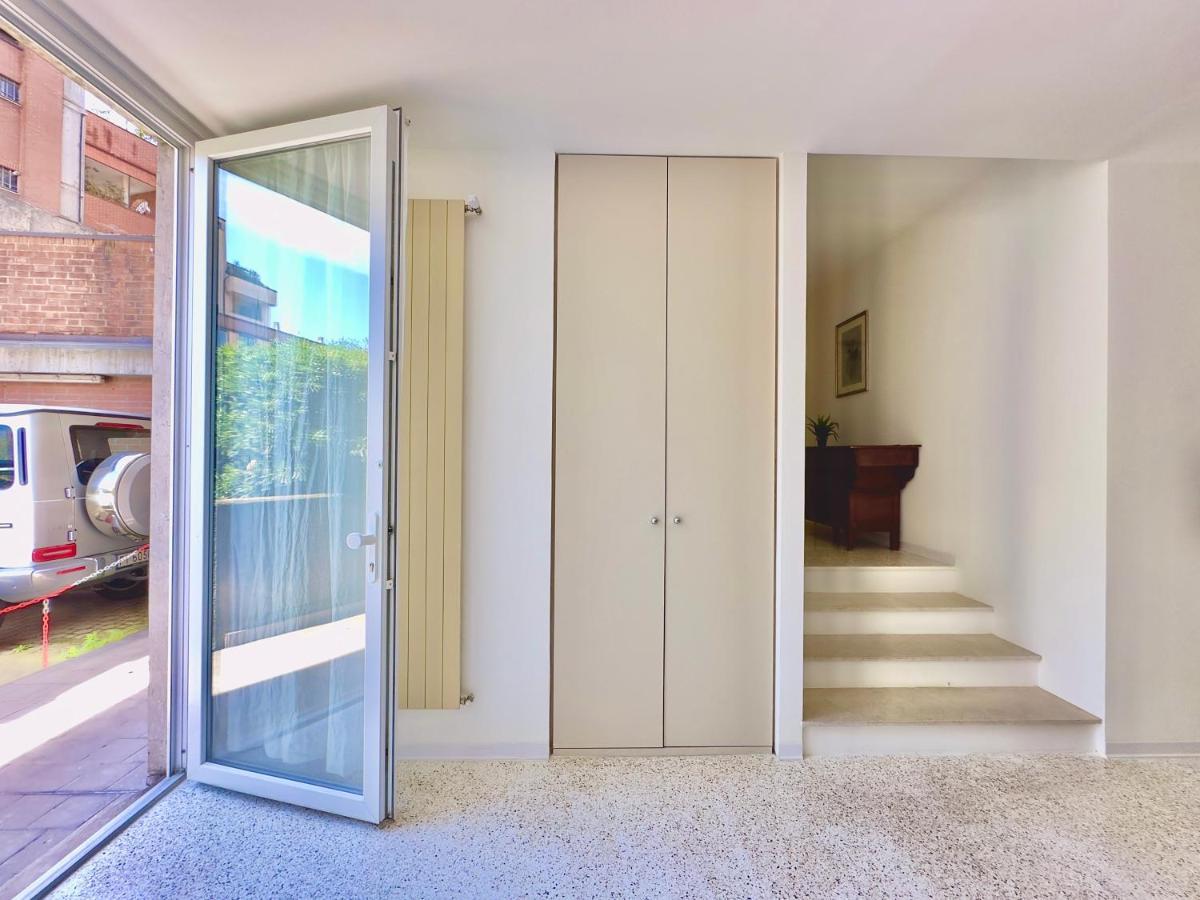 Minimal Apartment Navigli Milan Luaran gambar